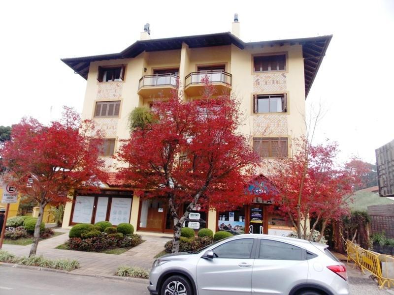 Apartamento Ensolarado no Centro de Gramado Exterior foto