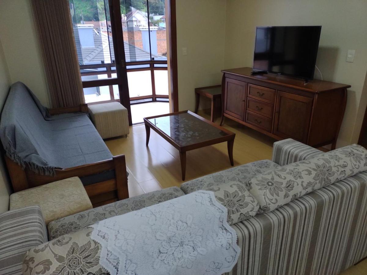 Apartamento Ensolarado no Centro de Gramado Exterior foto
