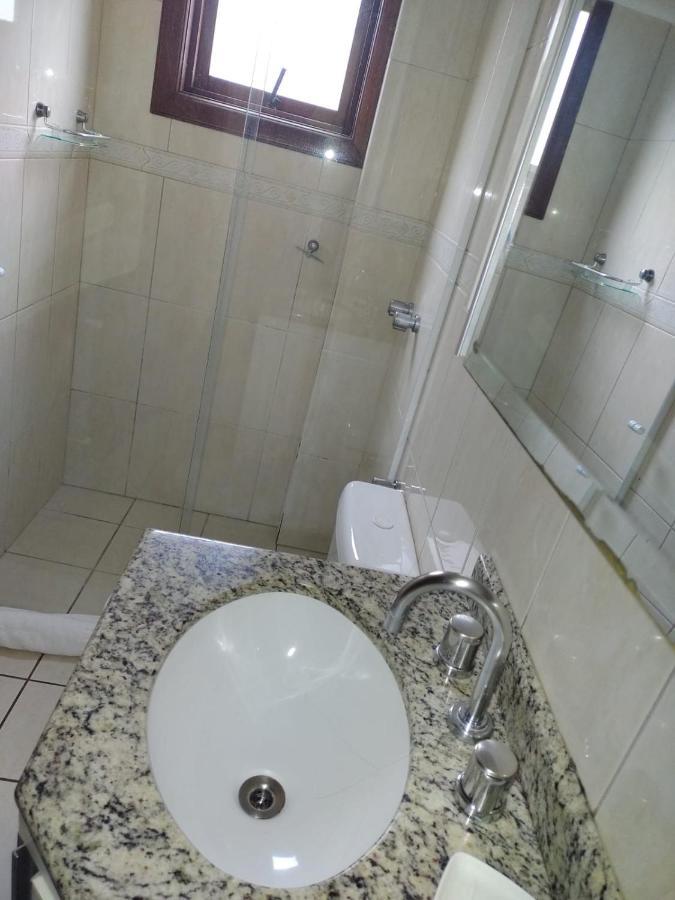 Apartamento Ensolarado no Centro de Gramado Exterior foto